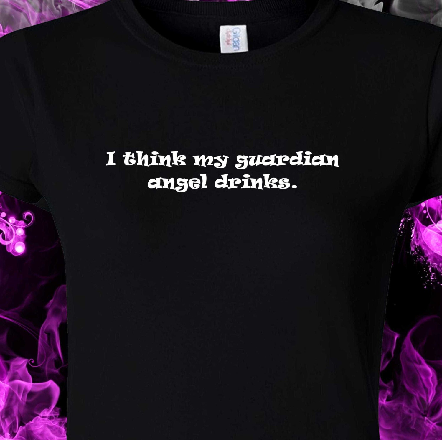 Ich Denke, Mein Schutzengel Getränke - Schwarze Baumwolle Gildan Rundhalsausschnitt S-xxl von TIndustries