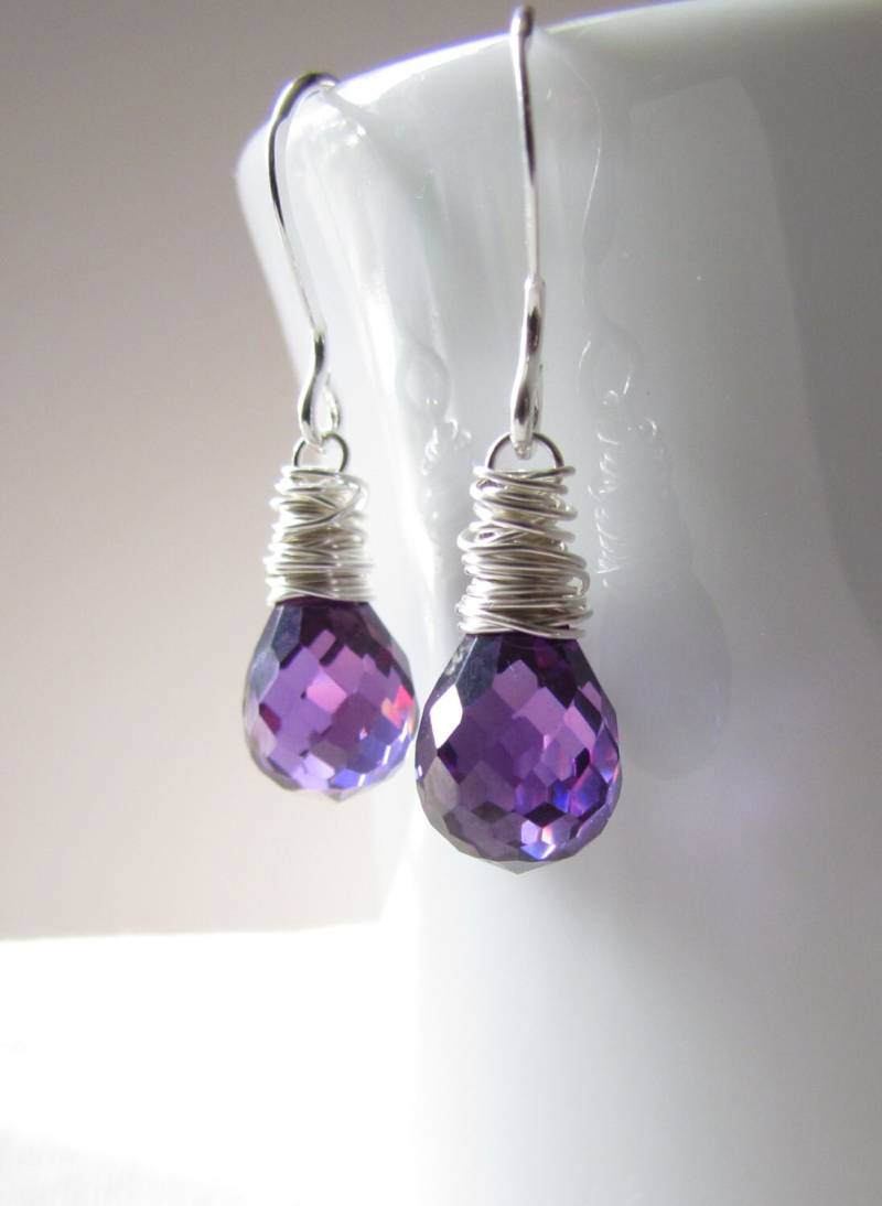 Amethyst Cz Ohrringe, The Royal Party, Teardrop Zirkonia Sterling Silber, Violet Brautjungfern Wire Wrapped von TJChateau