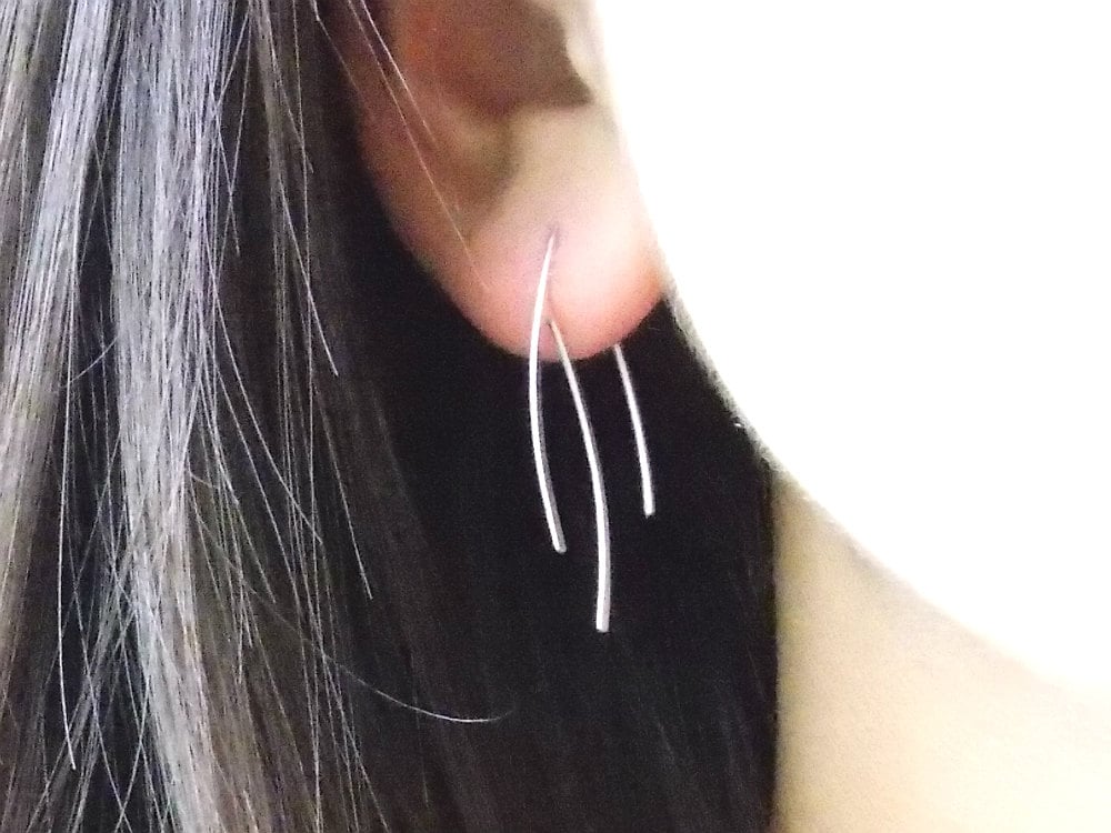 Kleine Gehämmerte Sterling Silber Schlanke Slip-On Ohrringe - "Wishbone Ohrringe' Kleine Gehämmerte Sterling Silber Schlanke Slip-On Ohrringe - "Wishbone Ohrringe' von TKittenShop