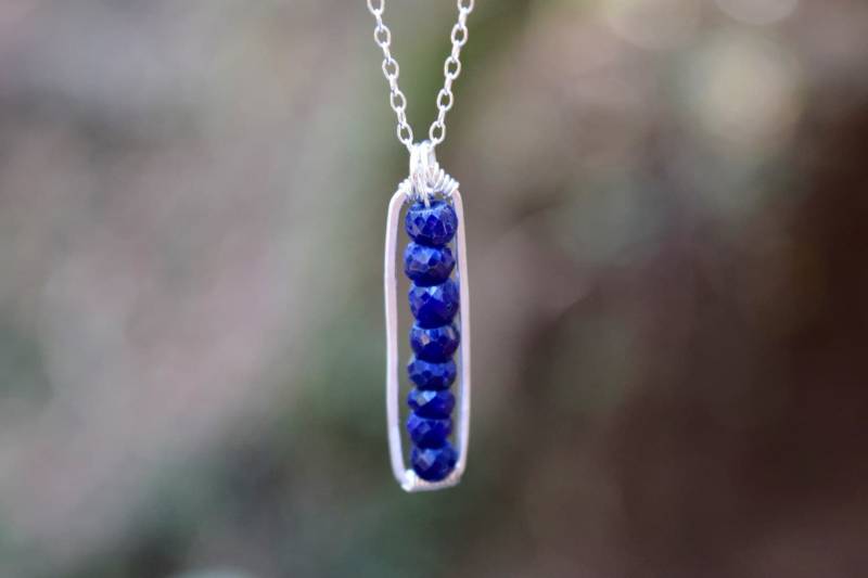 Kurze Streichholzkette - Saphirblau Sterlingsilber Mit Facettierten Saphir-Edelsteinperlen Kurze Streichholzkette - Saphirblau Sterlingsilber Mit Facettierten Saphir-Edelsteinperlen von TKittenShop
