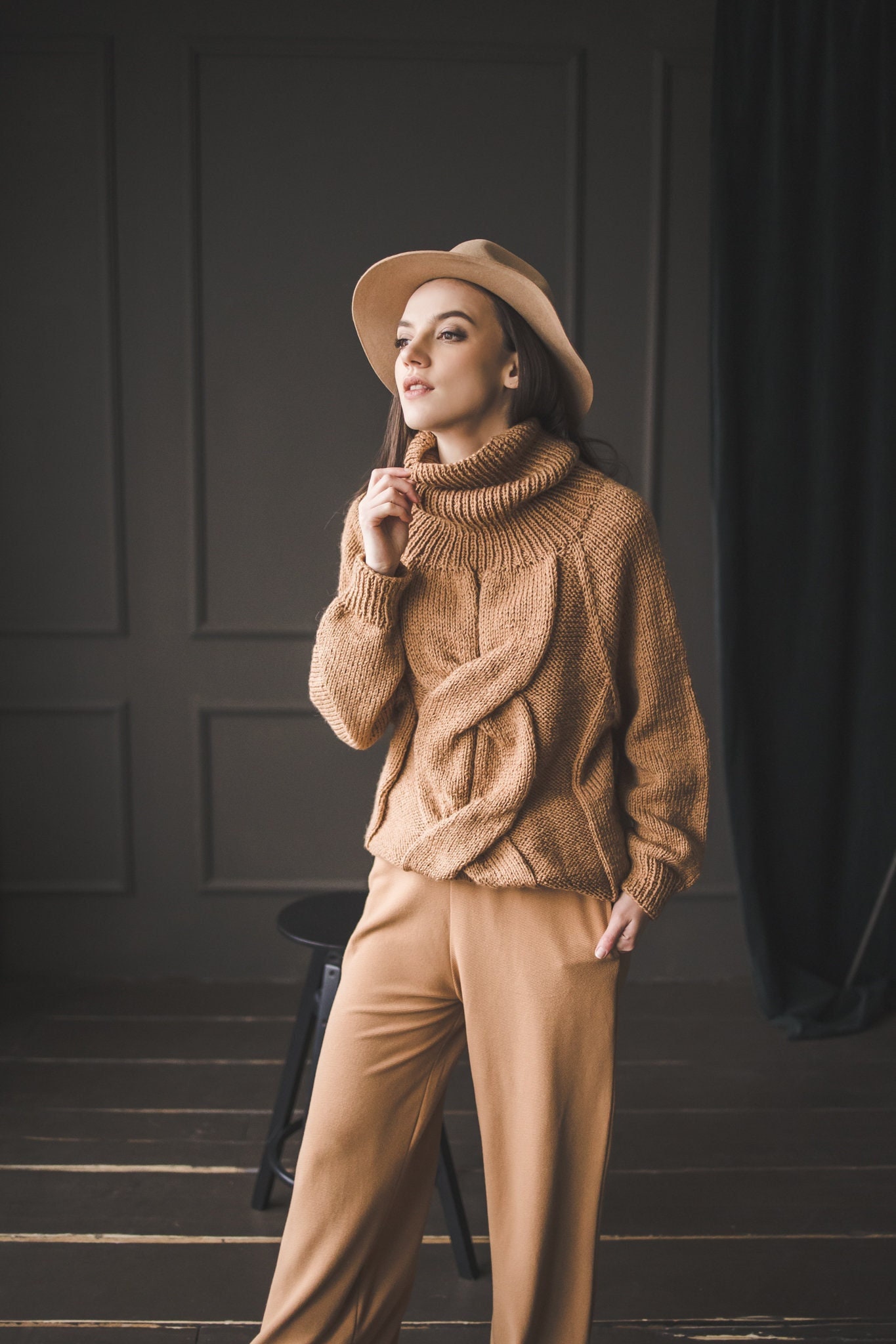 Cable Strick Camel Damen Pullover, Großer Dicker Chunky Strickpullover, Elegantes Top, Aran Pullover von TKnitKnitwear