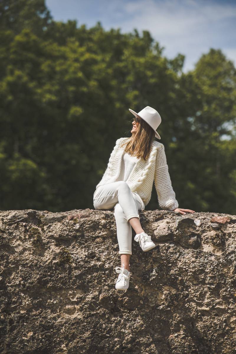 Cremefarbene Sommer-Bomberjacke, Grober Zopfstrickpullover Für Damen, Wollpullover, Aran-Jacke Mit Großem Loop, Kurze Sommer-strickjacke von TKnitKnitwear
