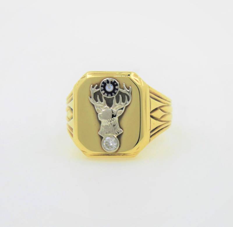 Vintage 1960Er Jahre Handgemachte Solid 14K Gelb Und Weiß Gold Deer Uhr Diamant Emaille Ring. Jägerring. Sehr Selten von TMGEMS