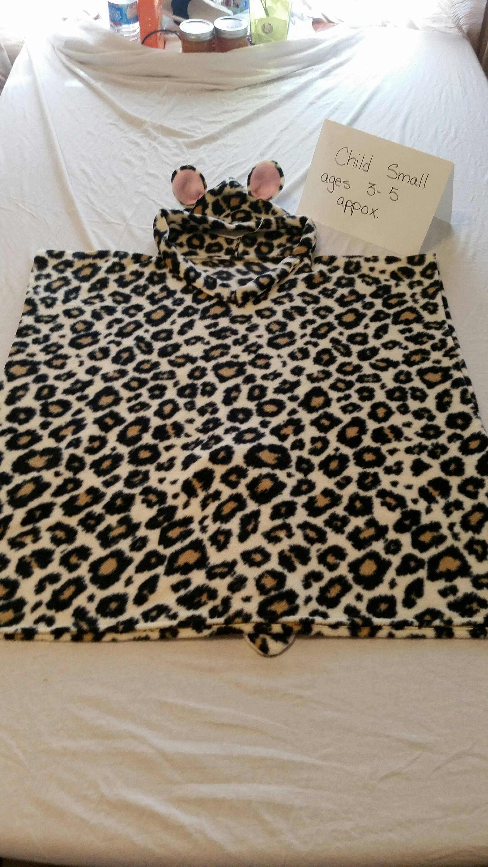 Snow Leopard Polarfleece Poncho von TMProjects