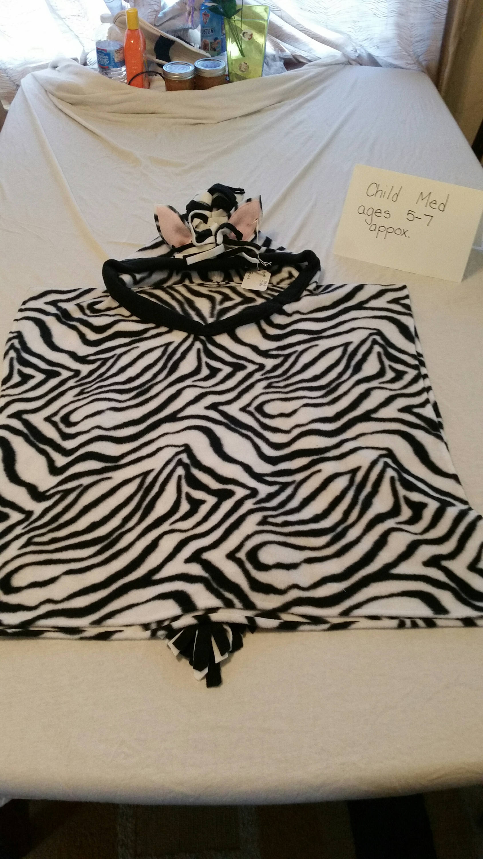 Zebra Polarfleece Poncho von TMProjects