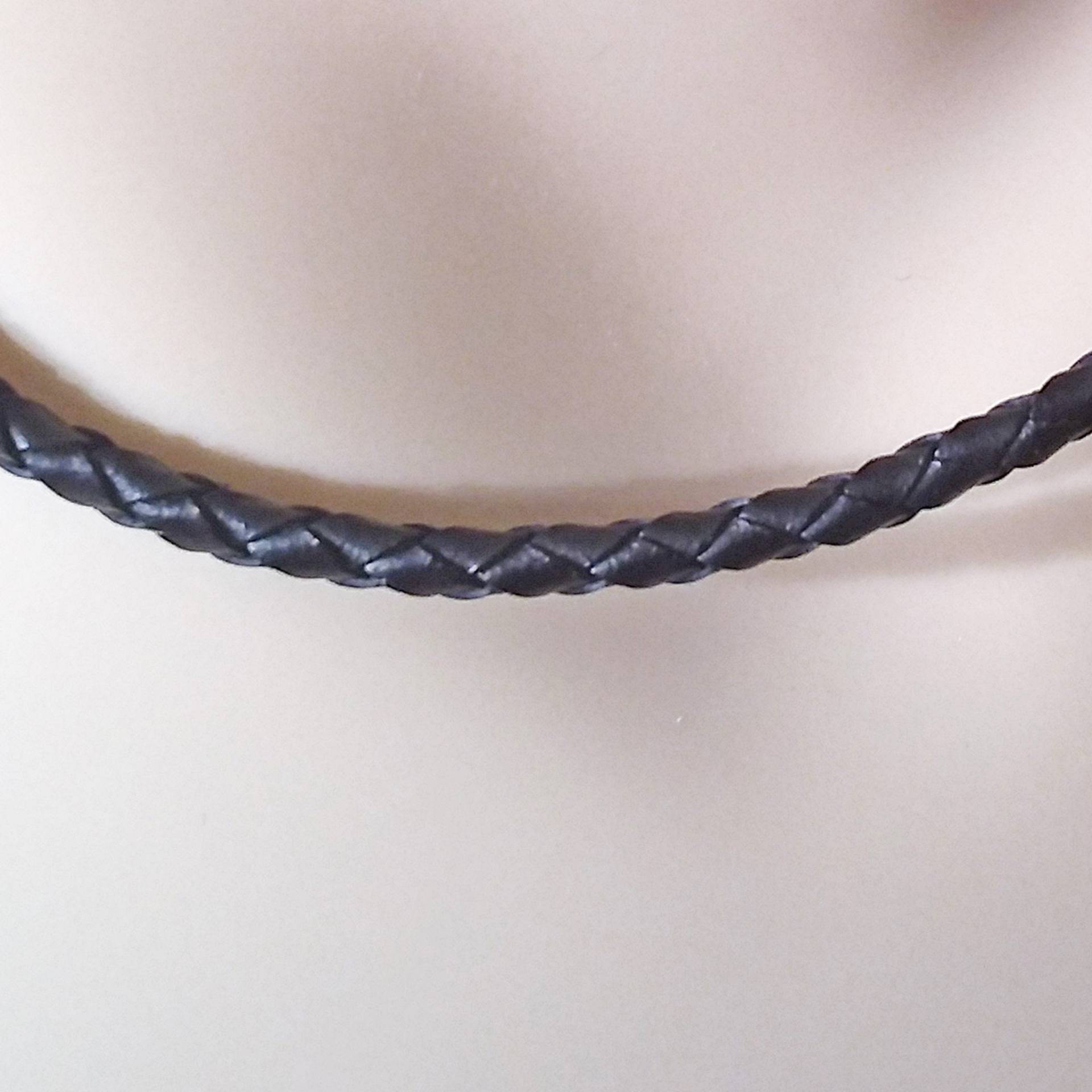 Lederband, Geflochten, 3 Mm, Echt, Halskette, 10 - 40 cm, #1909 Lederband, Geflochten, 3 Mm, Echt, Halskette, 10 - 40 cm, #1909 von TNTMineCo