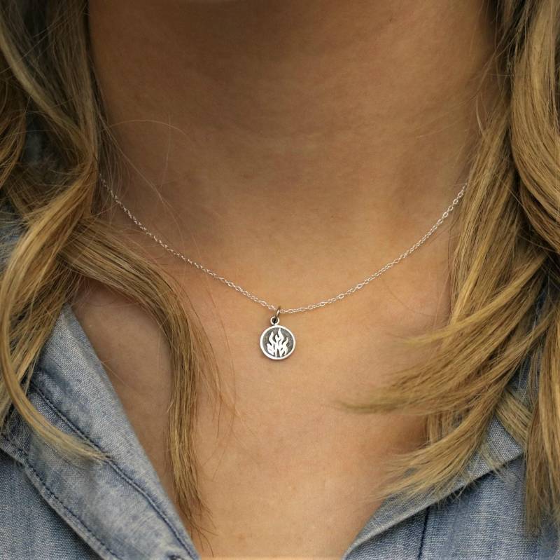Feuer Element Halskette, 4 Elemente Symbol Für Halskette Löwe, Widder, Schütze Schmuck, Flamme von TNineandCompany