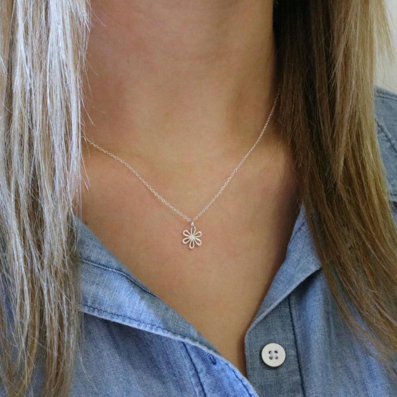 Gänseblümchen Halskette - Sterling Silber Kleine Blumen Florale Schmuck -Garten Hochzeit -Blumen Mädchen Geschenk -Brautjungfern von TNineandCompany