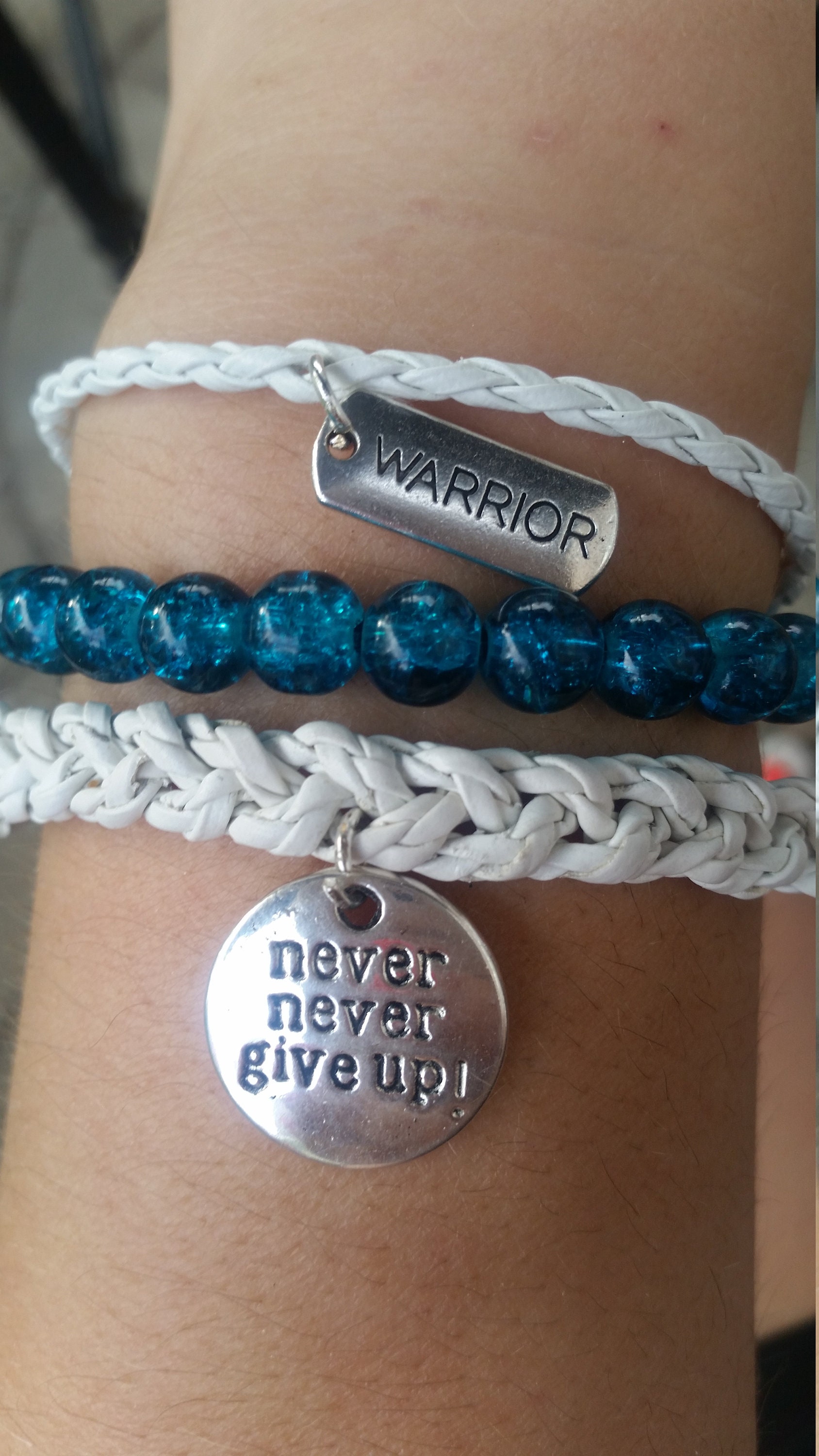 Trigeminusneuralgie Armband Bekanntheit Trigeminusneuralgie Armband Bekanntheit von TNjoCrafts