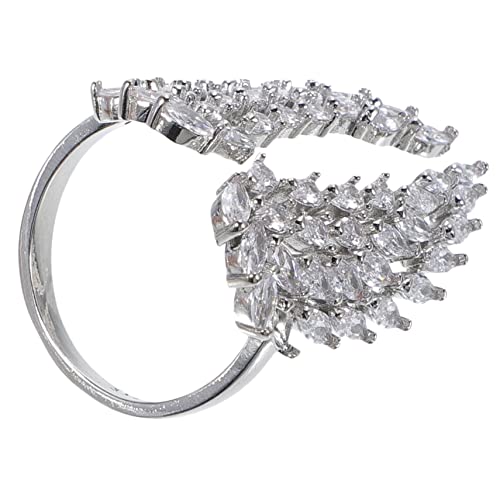 TOGEVAL Verstellbarer Damenring mit Funkelnden Zirkonia Engelsflügel Design Modisches Schmuckaccessoire für Partys Geburtstage und Festliche Anlässe Elegant und Individuell Kombinierbar von TOGEVAL