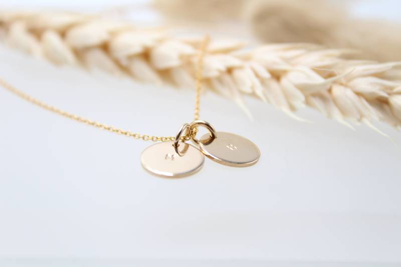 Pure Golden Dot | 14K Gold Filled Plättchen Anhänger 10 Mm Coin Minimalistisch Dot Personalisierbar Buchstabe Initiale von TOHO925