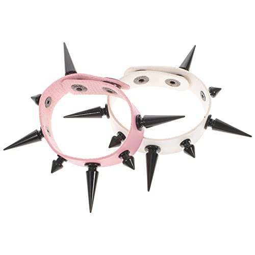 TOPPERFUN 2 Stück PU Lederarmband mit Punk Gothic Armband für Damen und Herren Accessoire für Festivals und Kostümpartys Leicht und Langlebig Modisches Design und Weiß von TOPPERFUN