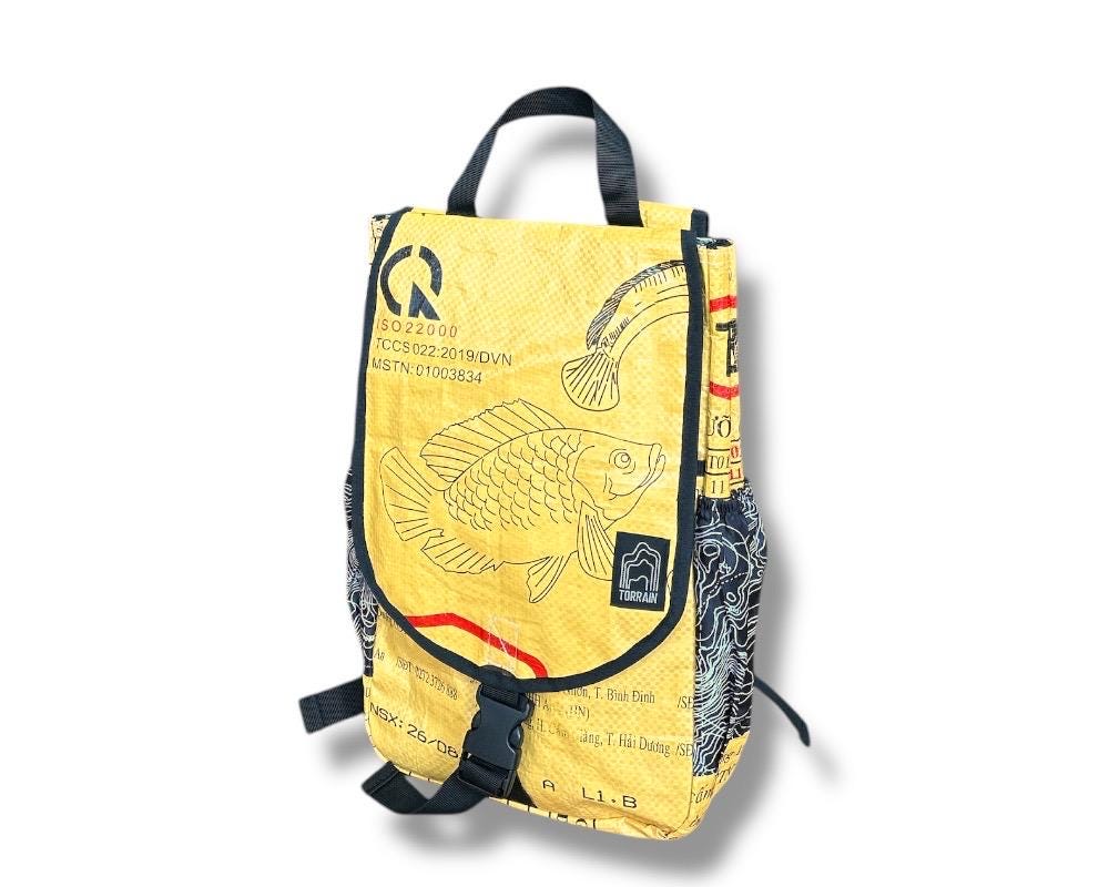 Nachhaltiger Langlebiger Kleiner Rucksack Nachhaltiger Langlebiger Kleiner Rucksack von TORRAINRecycledBags