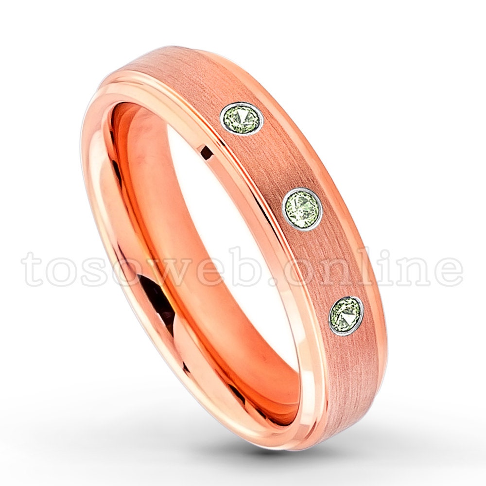 Damen Peridot Ehering, August Birthstone, Rose Gold Überzogene Abgeschrägte Kante Comfort Fit Hartmetallring Ts3722 von TOSOWEB