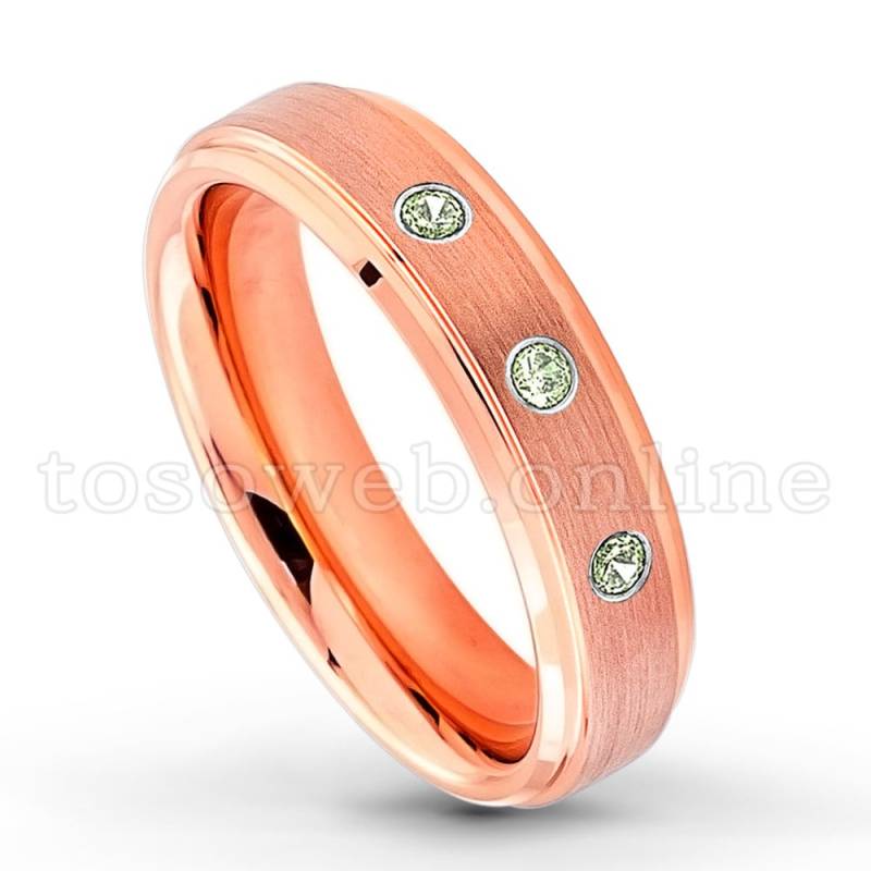 Damen Peridot Ehering, August Birthstone, Rose Gold Überzogene Abgeschrägte Kante Comfort Fit Hartmetallring Ts3722 von TOSOWEB