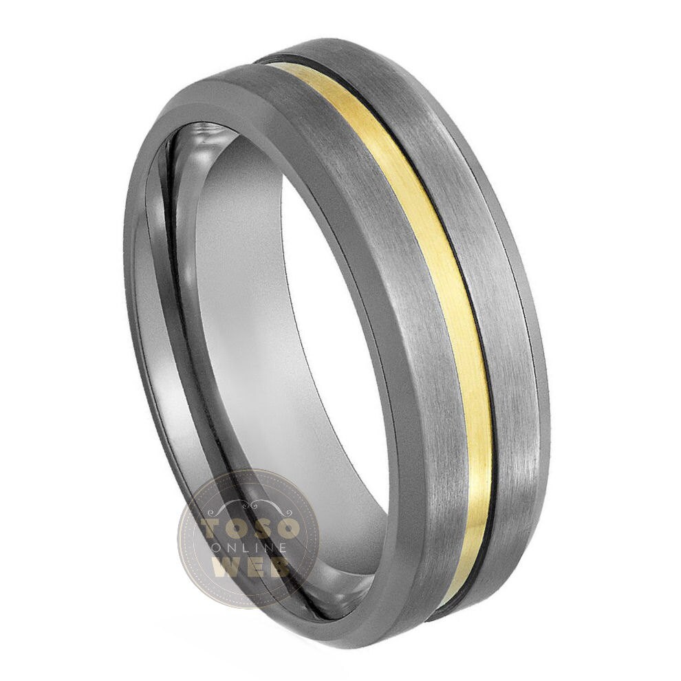 Herren 7mm Ehering, Gelbgold Überzogene Gerillte Mitte, Gebürstete Abgeschrägte Kante, Comfort Fit Hartmetall-Jubiläumsring Ts1312 von TOSOWEB