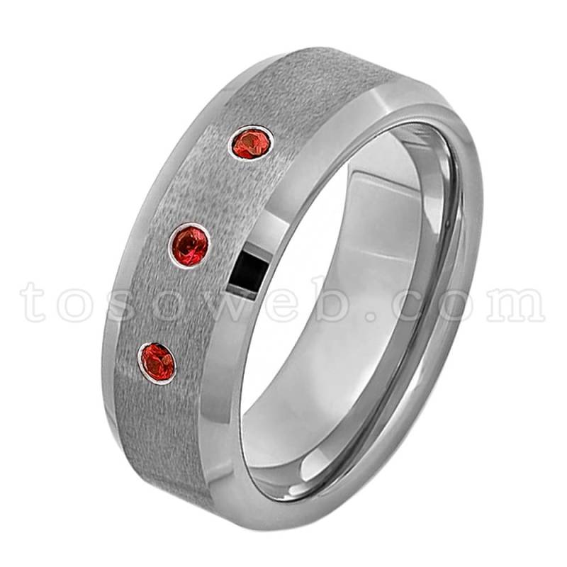 Herren Granat Ehering, Januar Birthstone Ring, 10mm Matte Mitte Abgeschrägte Glänzende Kante Hartmetall Ring Ts2022 von TOSOWEB