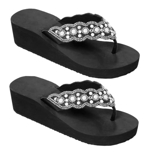 TOVINANNA Sommer Damen Sandalen mit Perlen und Strassbesatz Rutschfeste Leichte Strand Schuhe mit Keilabsatz Bequem für Alltag und Pool Eleganter Boho Stil TOVINANNA Sommer Damen Sandalen mit Perlen und Strassbesatz Rutschfeste Leichte Strand Schuhe mit Keilabsatz Bequem für Alltag und Pool Eleganter Boho Stil von TOVINANNA