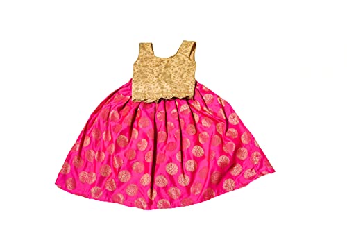 Traditional India Lehenga Choli Lehenga Choli Set für Mädchen, goldenes Netz und rosa Brokat-Seide, ärmelloses Lehenga-Choli-Set, Golden und Pink, 1 zu 2 Jahre von TRADITIONINDIA