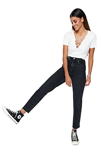 TRENDYOL Damen Gerade Mama Hohe Taille Jeans, Schwarz, 42 von TRENDYOL