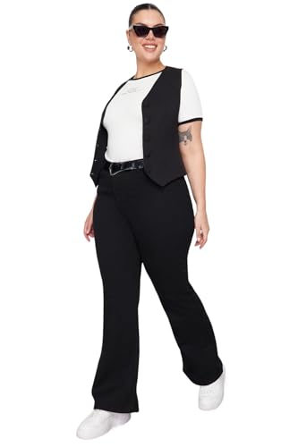 Trendyol Damen Women High Waist Flare Leg Plus Size Jeans Hose, Black, 48 von TRENDYOL