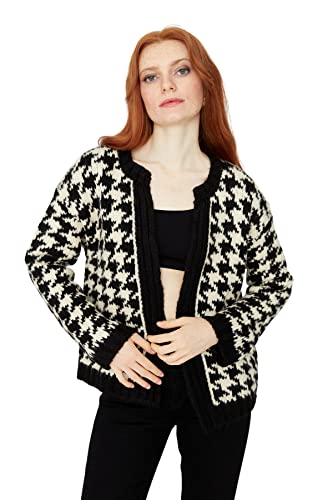 Trendyol Damen Strickjacke mit V-Ausschnitt und Hahnentrittmuster Pullover, Schwarz, M von TRENDYOL