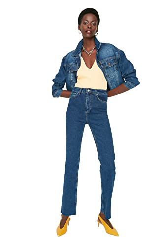 TRENDYOL Damen Trendyol Herren Hoher Bund Flared Jeans, Dunkelblau, 38 EU von TRENDYOL