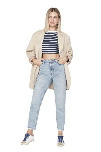 TRENDYOL Damen Trendyol Herren Hoher Bund Mom Jeans, Hellblau, 38 EU von TRENDYOL