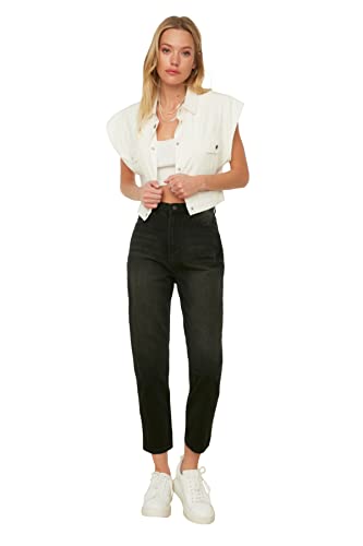 TRENDYOL Damen Trendyol High Waist Mom Jeans, Anthracite, 34 EU von TRENDYOL
