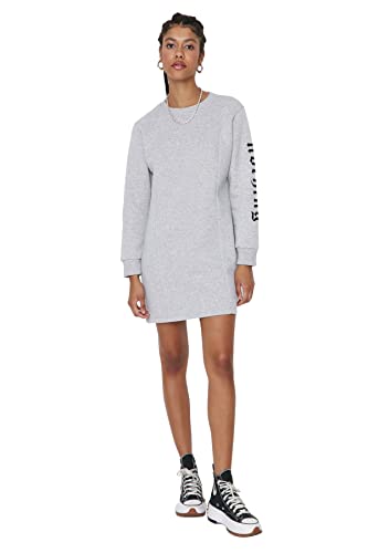 TRENDYOL Damen Trendyol Woman Mini Skater V-ausschnitt Webstoff Kleid, Burgundy, 34 EU von TRENDYOL