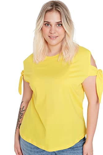 TRENDYOL Damen Trendyol Woman Plus Size Regular Standard Crew Neck Woven Plus Size T-shirt Hemd, Gelb, 5XL EU von TRENDYOL