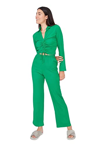 TRENDYOL Damen Trendyol Women's Plain Middle Knitted T-shirt Trousers Pyjamas Pajama Set, Grün, S EU von TRENDYOL