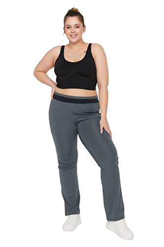 TRENDYOL Damen Übergröße, Normale Taille, Normale Passform, Übergröße Trainingshose, Anthrazit, 4XL EU von TRENDYOL