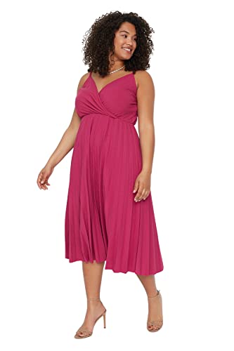 Trendyol Damen Women line Relaxed Fit Knit Plus Size Dress Kleid, Midi, A-Linie, lockere Passform, Strickkleid, Übergröße, Fuchsia, X-Large von TRENDYOL