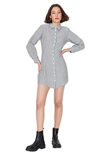 Trendyol Damen Woman Mini Standard High Neck Woven Dress Kleid, Black, 58 von TRENDYOL