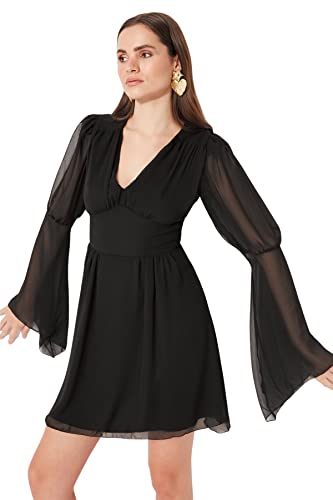 TRENDYOL Damen Corsage Detailliertes Kleid Dress Skater, Schwarz, 36 von TRENDYOL