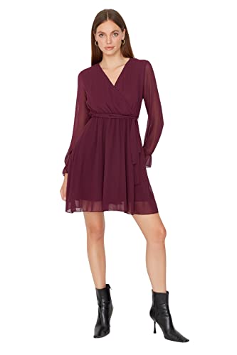 Trendyol Damen Midi Ruffle Hem Fitted Dress Kleid, Pflaume, 60 von TRENDYOL