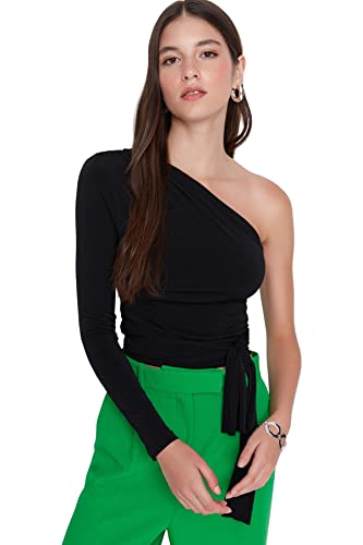 Trendyol Damen Slim Fit Basic Asymmetrischer Kragen Strickbluse, Schwarz, M von TRENDYOL