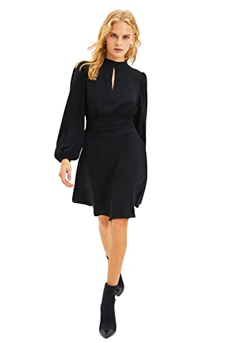 TRENDYOL Damen Twoaw22el0980 Dress, Schwarz, 34 von TRENDYOL