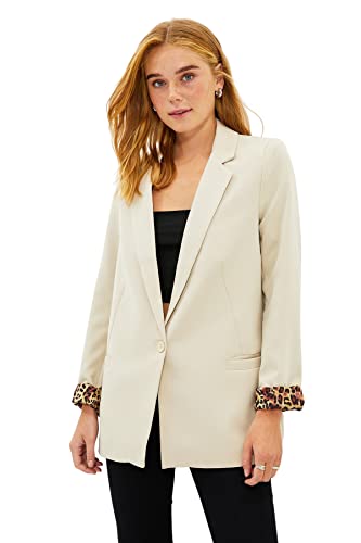 Trendyol Damen Gerade Lange Ärmel Regulär Blazerjacke von TRENDYOL