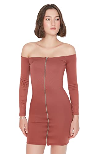 Trendyol Damen Woman Mini Bodycon Asymmetrischer Kragen Gestrickt Kleid, Brown, L von TRENDYOL