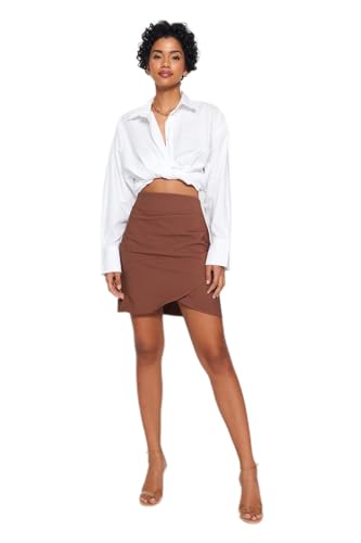 Trendyol Women's Damen Gerade Mini Asymmetrisch Rock Skirt, Dark Brown, 38 von TRENDYOL