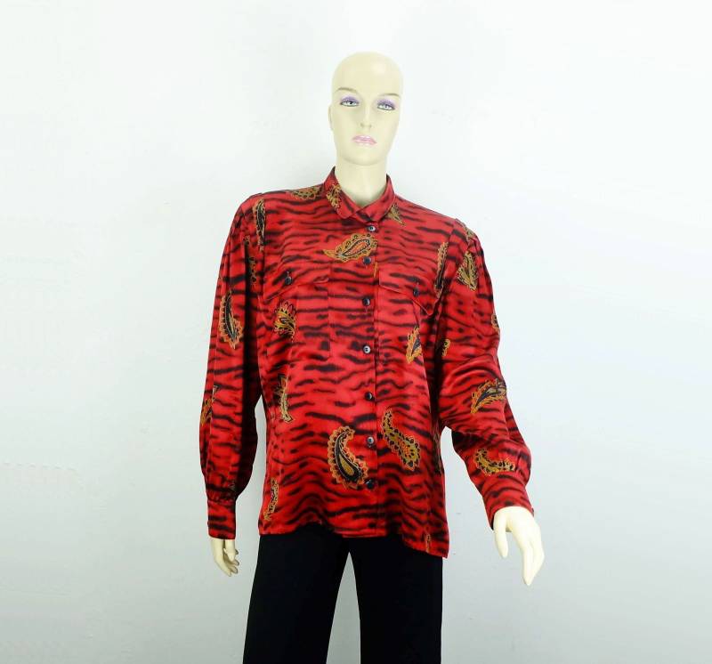 Vintage 80Er Escada Bluse Reine Seide Paisleymuster Oversize Gr. 42 von TRICoVINTAGE