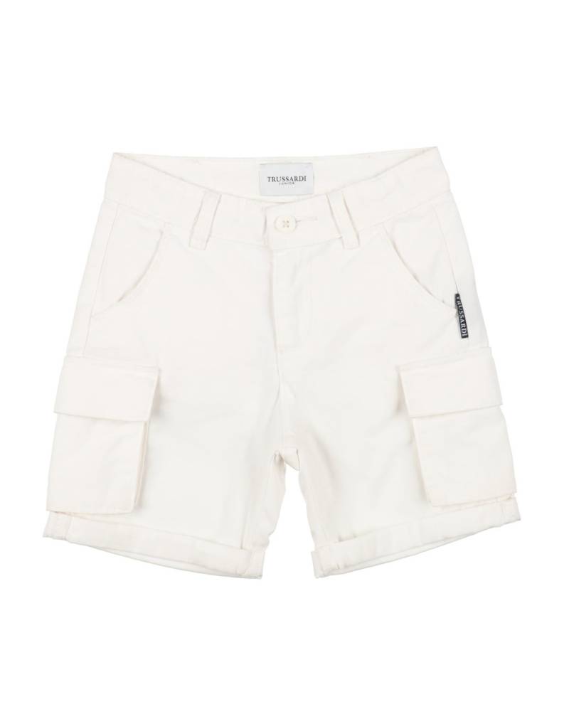 TRUSSARDI JUNIOR Shorts & Bermudashorts Kinder Weiß von TRUSSARDI JUNIOR