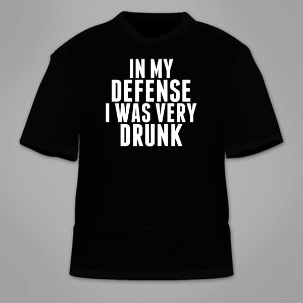 In Meiner Verteidigung War Ich Sehr Betrunken T-Shirt. Lustiges Bier-Alkohol-Trinkendes T-Shirt Alkoholiker Geeky Nerdy Ehrfürchtiger Kühler von TSL21