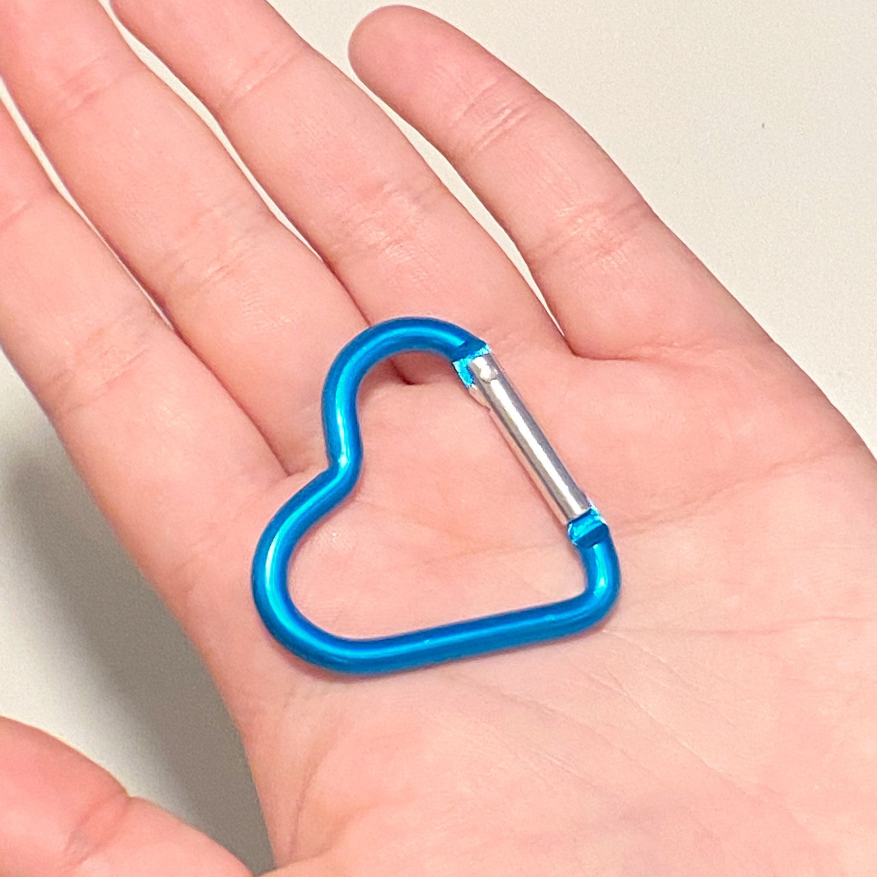 Blaues Herz Karabiner Schlüsselanhänger Clip Schlüsselhalter Blaues Herz Karabiner Schlüsselanhänger Clip Schlüsselhalter von TSUKISORA