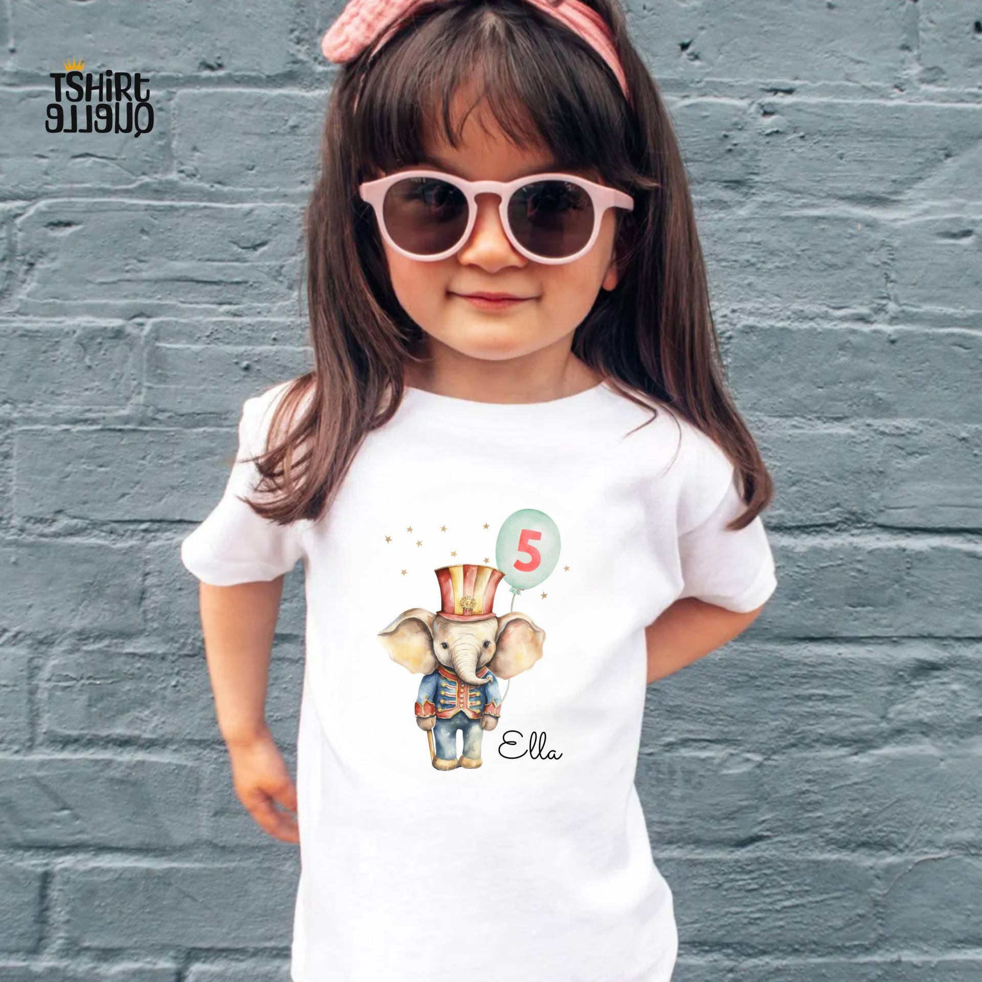 Elefant Mit Luftballon T-Shirt Oder Sweatshirt Für Kinder - Personalisiert Name Und Zahl Zirkus Geburtstagsshirt 3 4 5 6 7 8 9 10 11 von TShirtQuelle