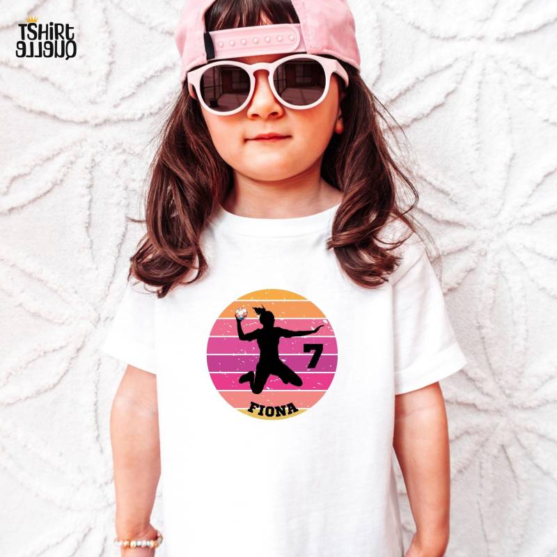 Handball T-Shirt Oder Sweatshirt Für Kinder - Personalisiert Mit Name Und Zahl Mädchen Geburtstagsshirt 5 6 7 8 9 10 von TShirtQuelle