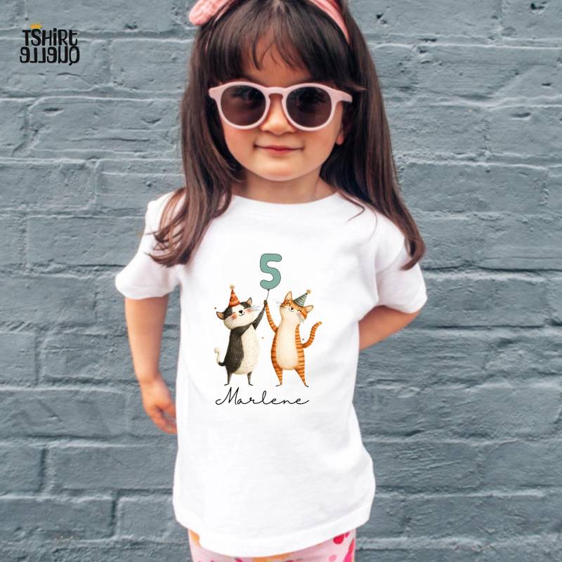 Katze T-Shirt Oder Sweatshirt Für Kinder - Personalisiert Mit Name Und Zahl Kätzchen Geburtstagsshirt 3 4 5 6 7 8 9 10 11 von TShirtQuelle