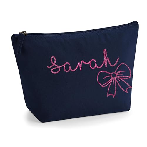 Personalisierter Name Initialen Textstil süßes Schleifen Design Make-up Accessoire Tasche Kosmetiktasche Damen Schminktasche mit Texturdruck - Rosa Glitzer - S Marine Personalisierter Name Initialen Textstil süßes Schleifen Design Make-up Accessoire Tasche Kosmetiktasche Damen Schminktasche mit Texturdruck - Rosa Glitzer - S Marine von TULLUN